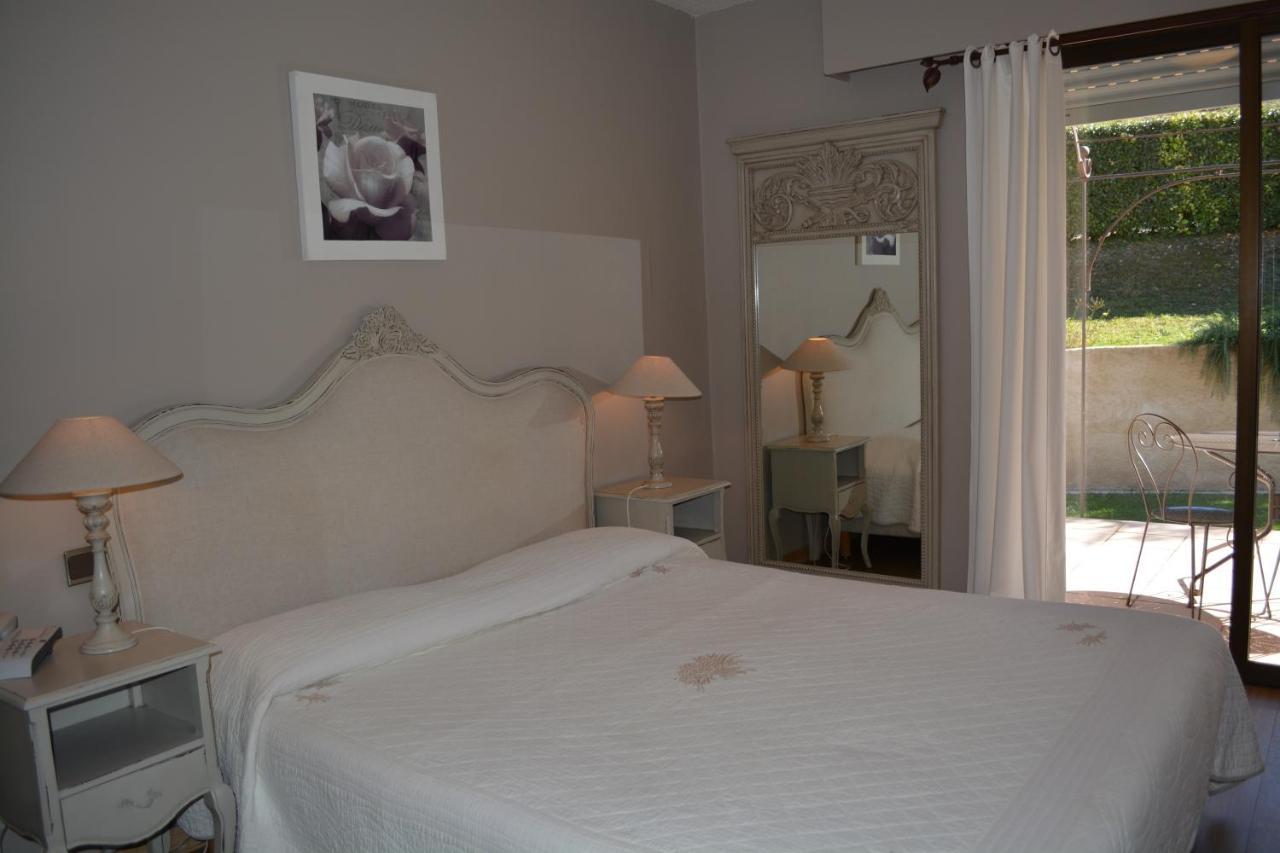 Hotel Le Colombier 穆斯捷-圣玛丽 外观 照片