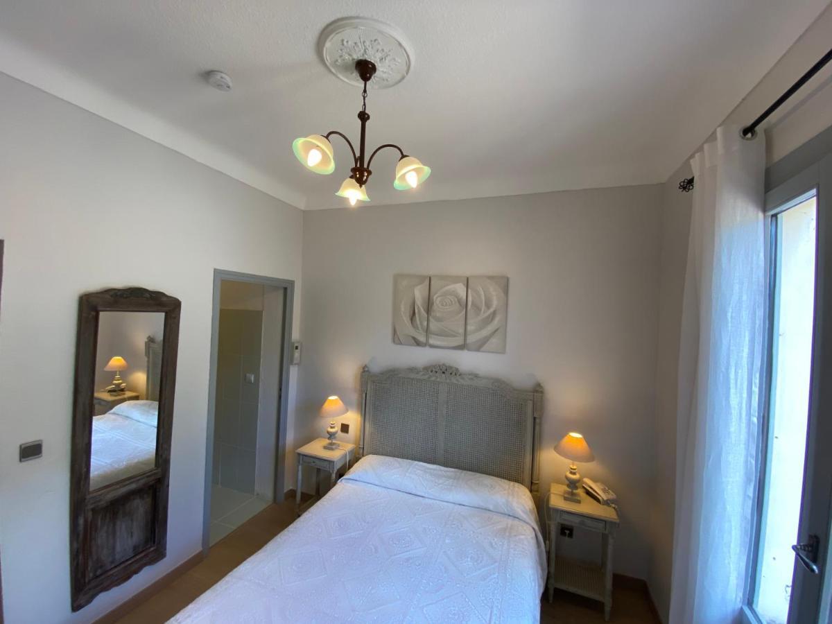 Hotel Le Colombier 穆斯捷-圣玛丽 外观 照片